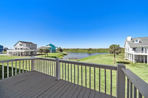 A home in Port Bolivar