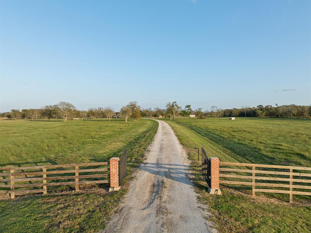 5908 County Road 135 Road, Wharton, Texas image 7