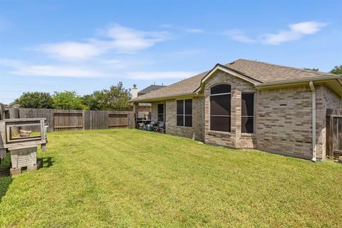 A home in Rosharon