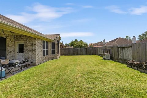 A home in Rosharon