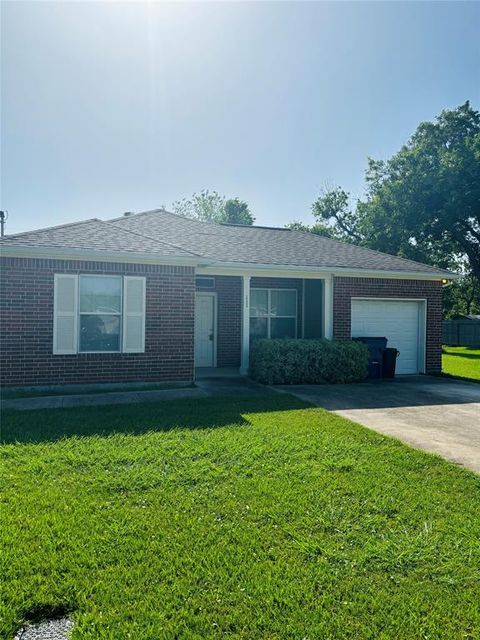 Photo of 111 S Fulton Street, Texas City, TX 77591 (MLS # 31004667)