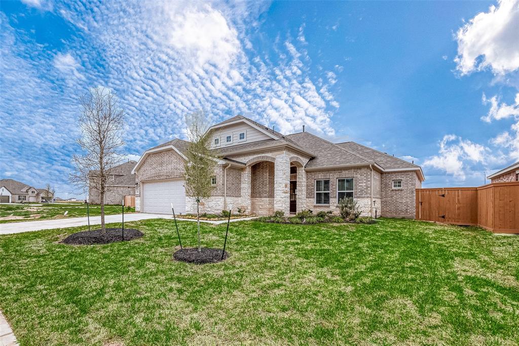 1041 Comal Trail Drive