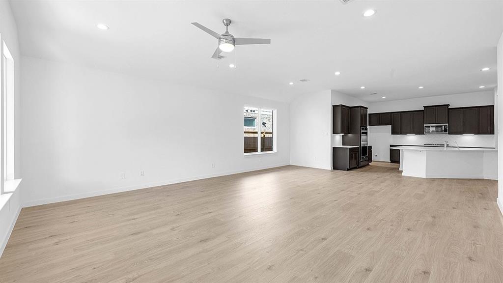 2703 Red Rosehip Drive, Richmond, Texas image 3