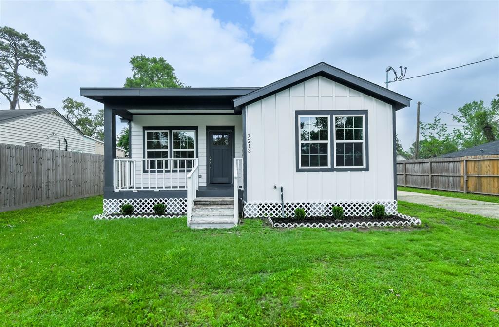 7213 W Knoll Street, Houston, Texas image 1