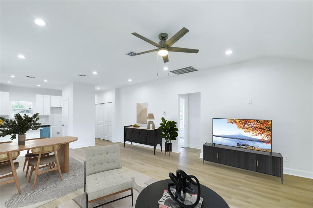 7213 W Knoll Street, Houston, Texas image 11