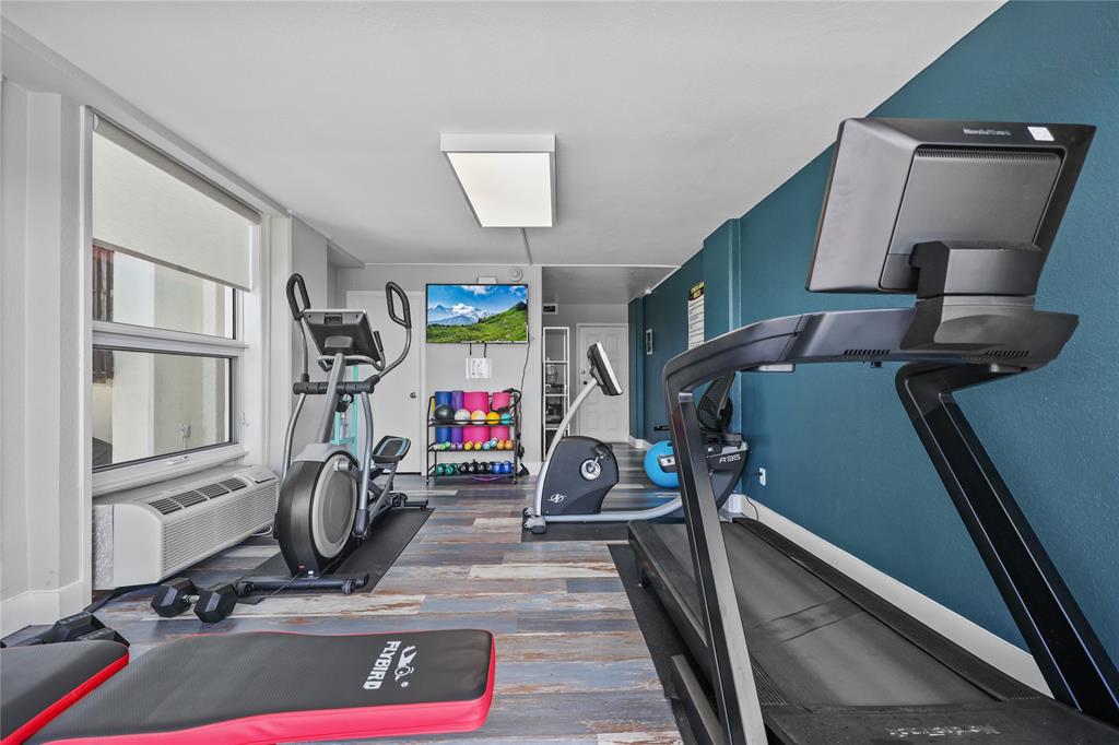 415 E Beach Drive #408, Galveston, Texas image 19