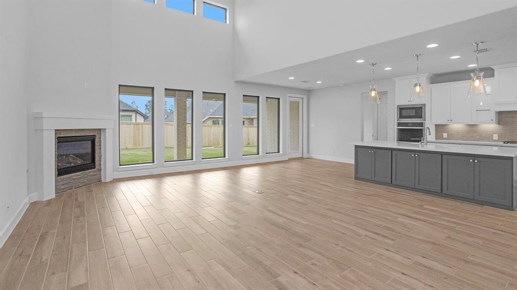 40034 Red Crossbill Place, Magnolia, Texas image 3