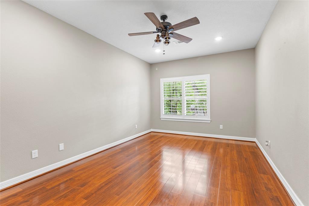 300 Broadmoor Drive, Huntsville, Texas image 20