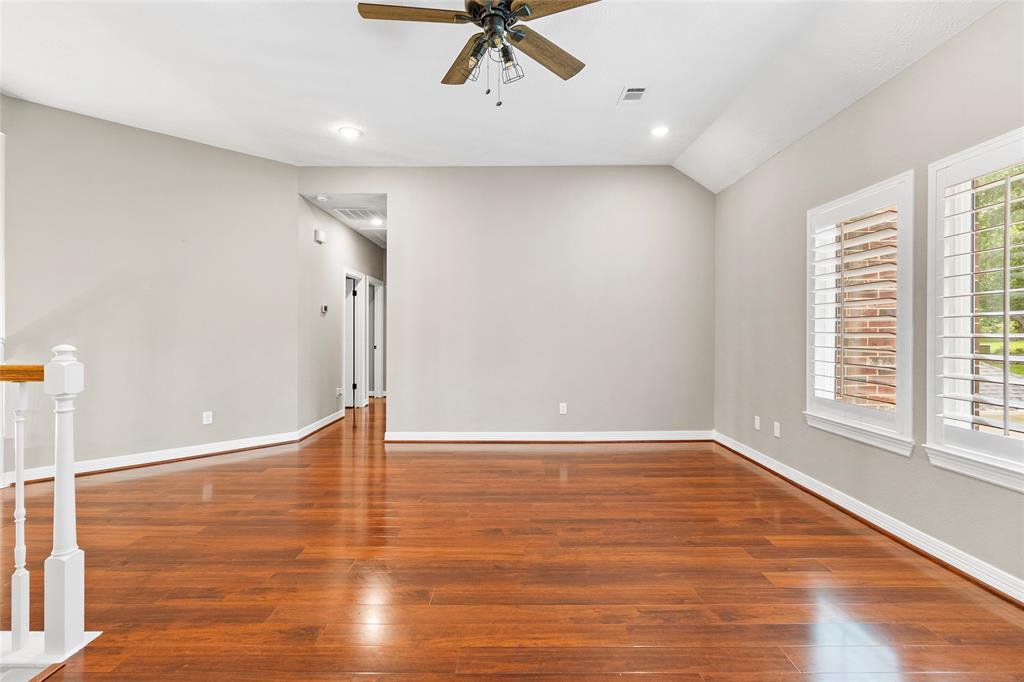 300 Broadmoor Drive, Huntsville, Texas image 23