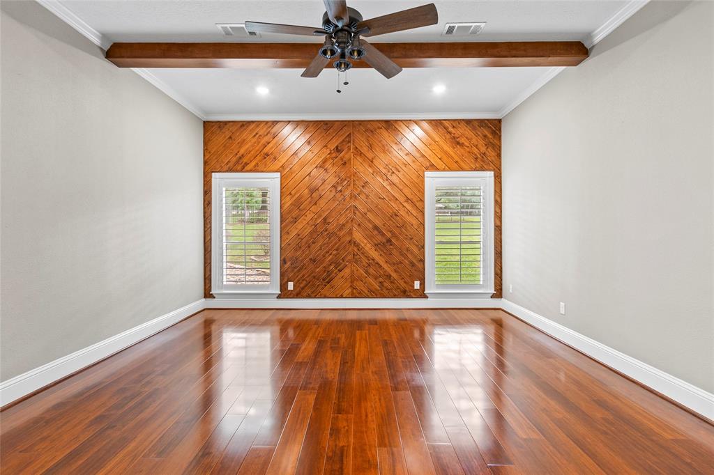 300 Broadmoor Drive, Huntsville, Texas image 12