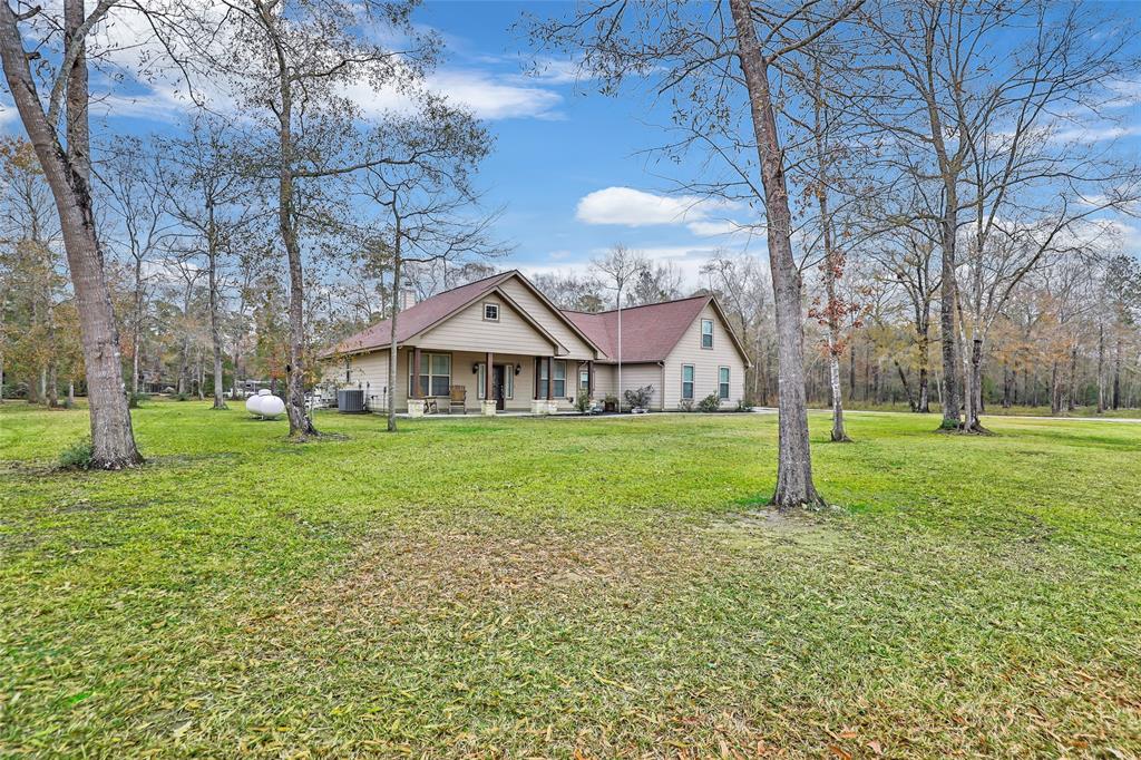 153 County Road 6323, Dayton, Texas image 3