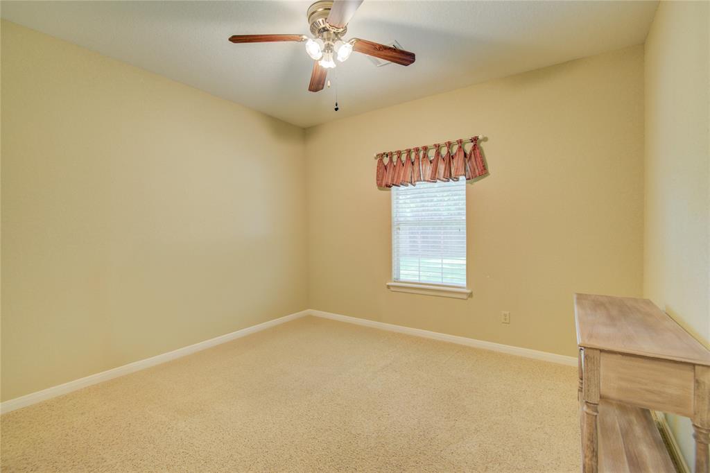 306 Williamsburg Avenue, Clute, Texas image 22