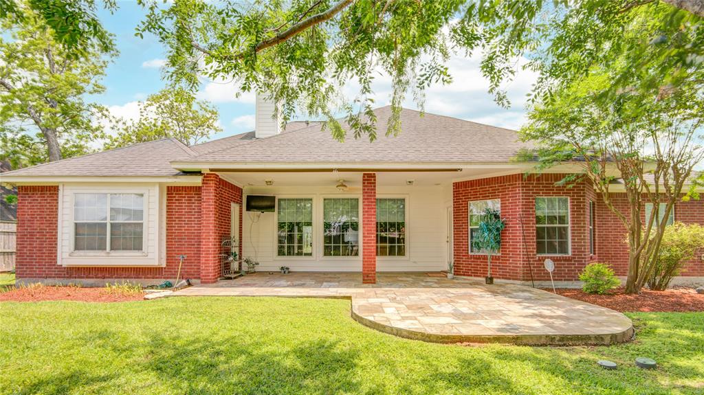 306 Williamsburg Avenue, Clute, Texas image 34
