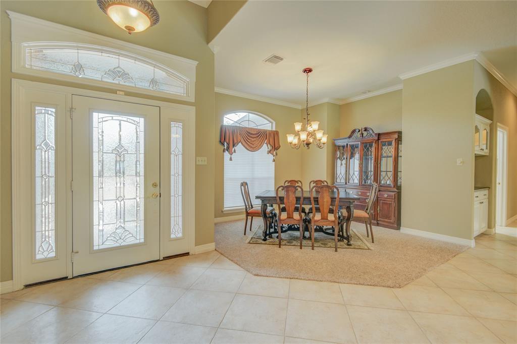 306 Williamsburg Avenue, Clute, Texas image 7