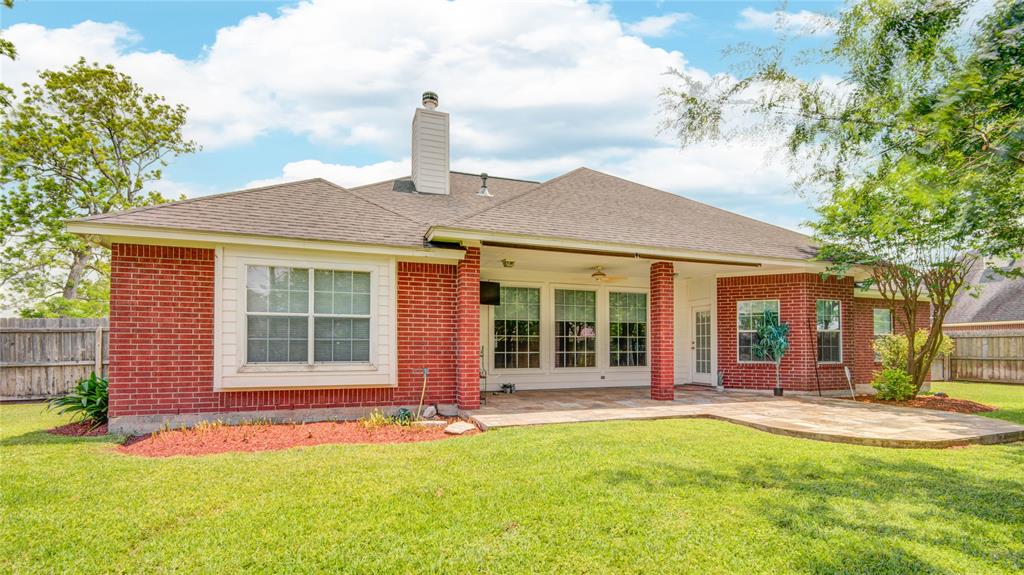 306 Williamsburg Avenue, Clute, Texas image 37