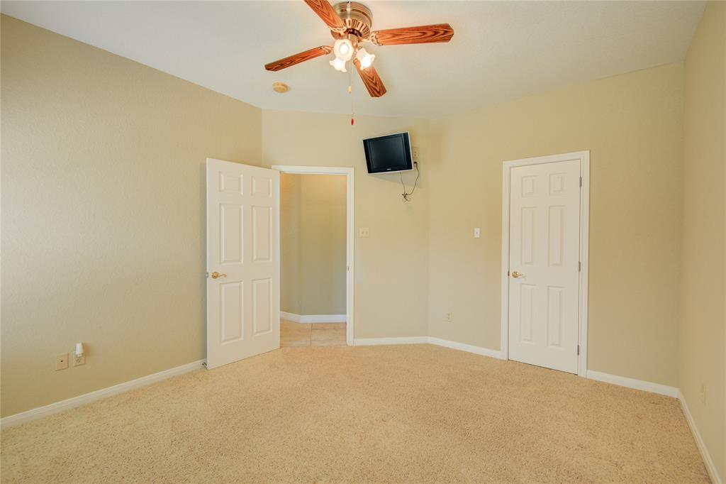 306 Williamsburg Avenue, Clute, Texas image 20