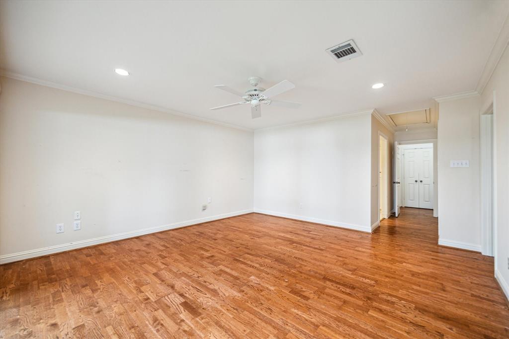 207 Lombardy Drive, Sugar Land, Texas image 26