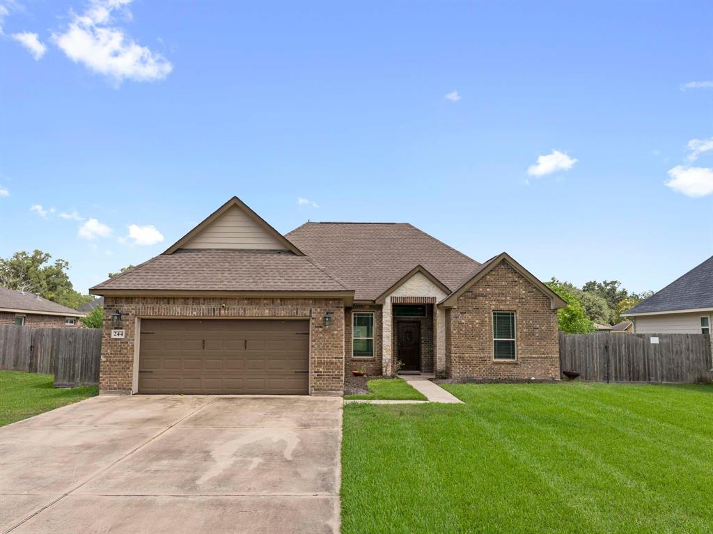 244 Mossy Meadow Drive, West Columbia, Texas image 2