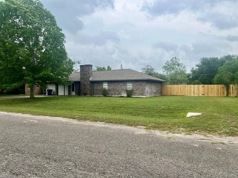 1301 Cherie Brook Drive Goliad TX 77963