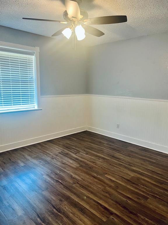 1301 Cherie Brook Drive, Goliad, Texas image 10