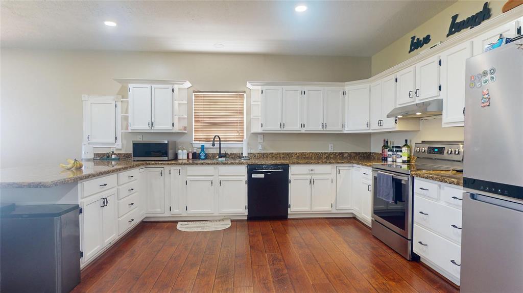 11802 Padon Road, Needville, Texas image 14
