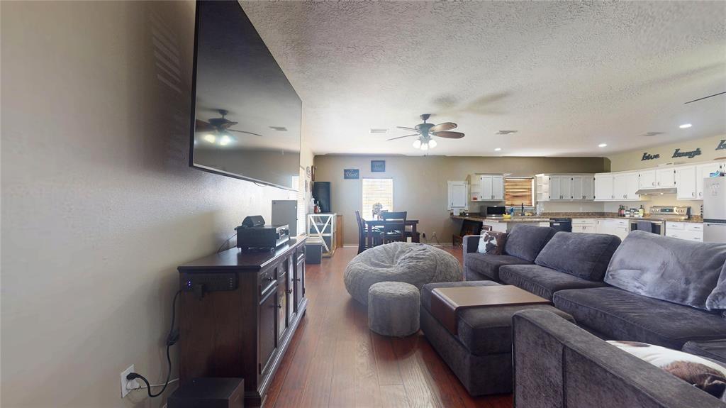 11802 Padon Road, Needville, Texas image 9
