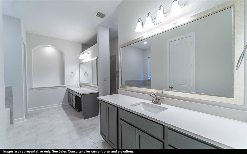 710 Woodbinde Drive, League City, Texas image 13