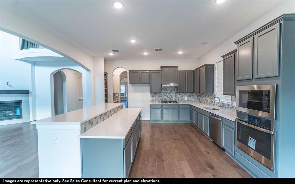 710 Woodbinde Drive, League City, Texas image 7