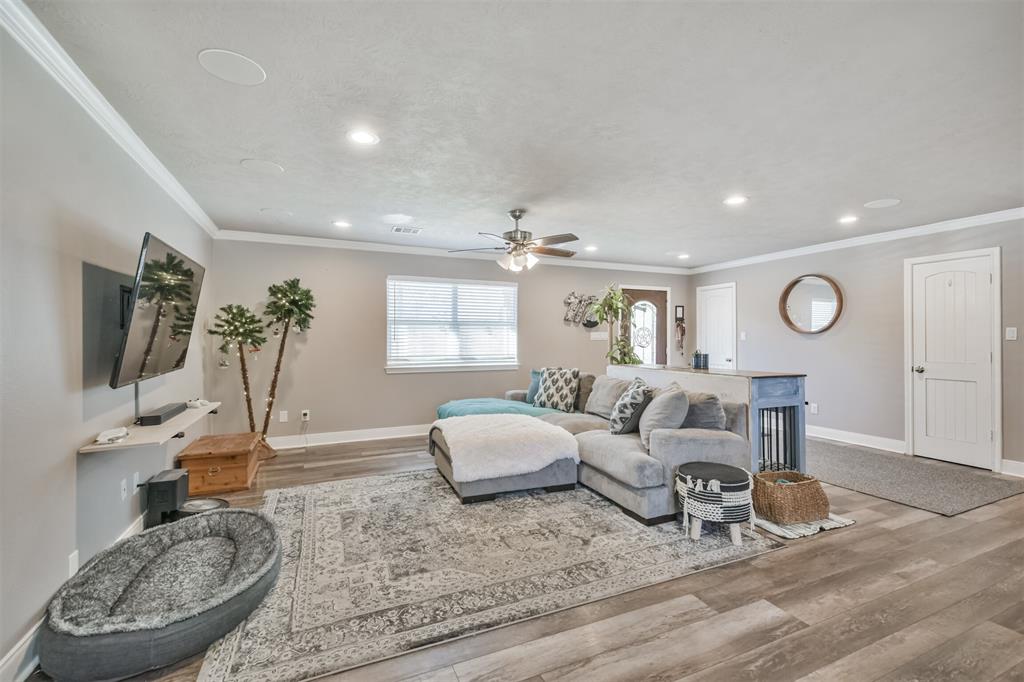 24237 Creekwood Drive