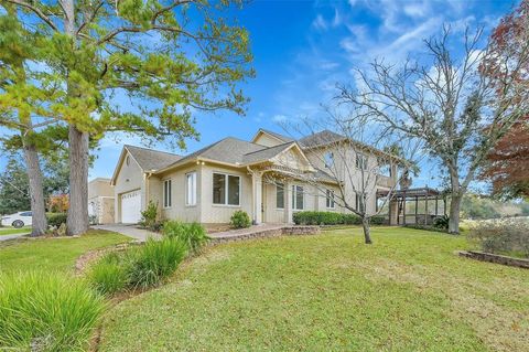 28 Waters Edge Street Conroe TX 77356