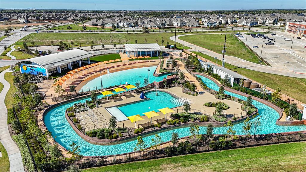9515 Willard Drive, Manvel, Texas image 4