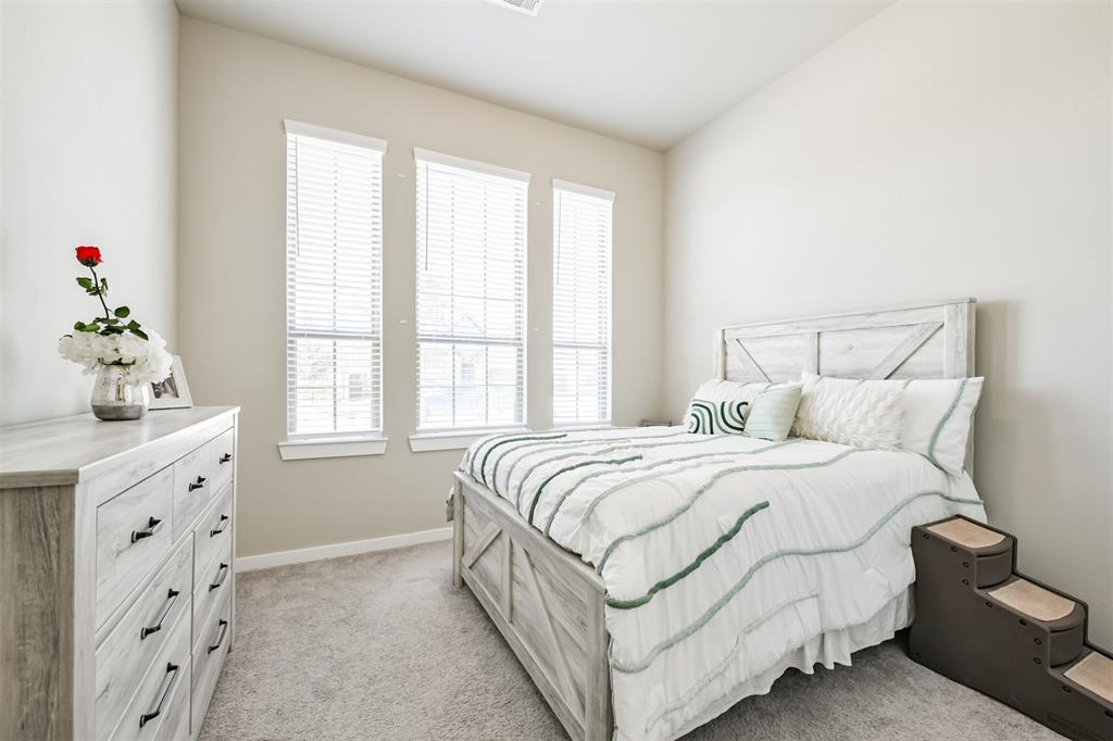 9515 Willard Drive, Manvel, Texas image 30