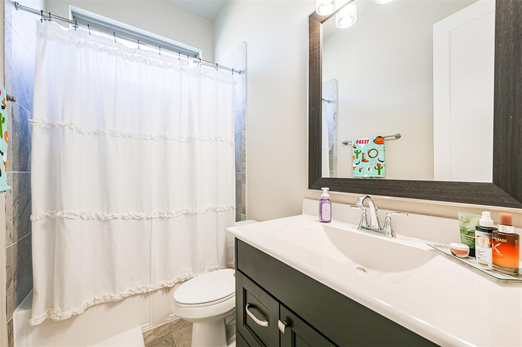 9515 Willard Drive, Manvel, Texas image 32