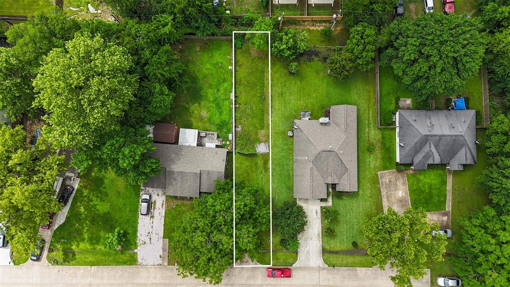 00 Holiday Street, Tomball, Texas image 1