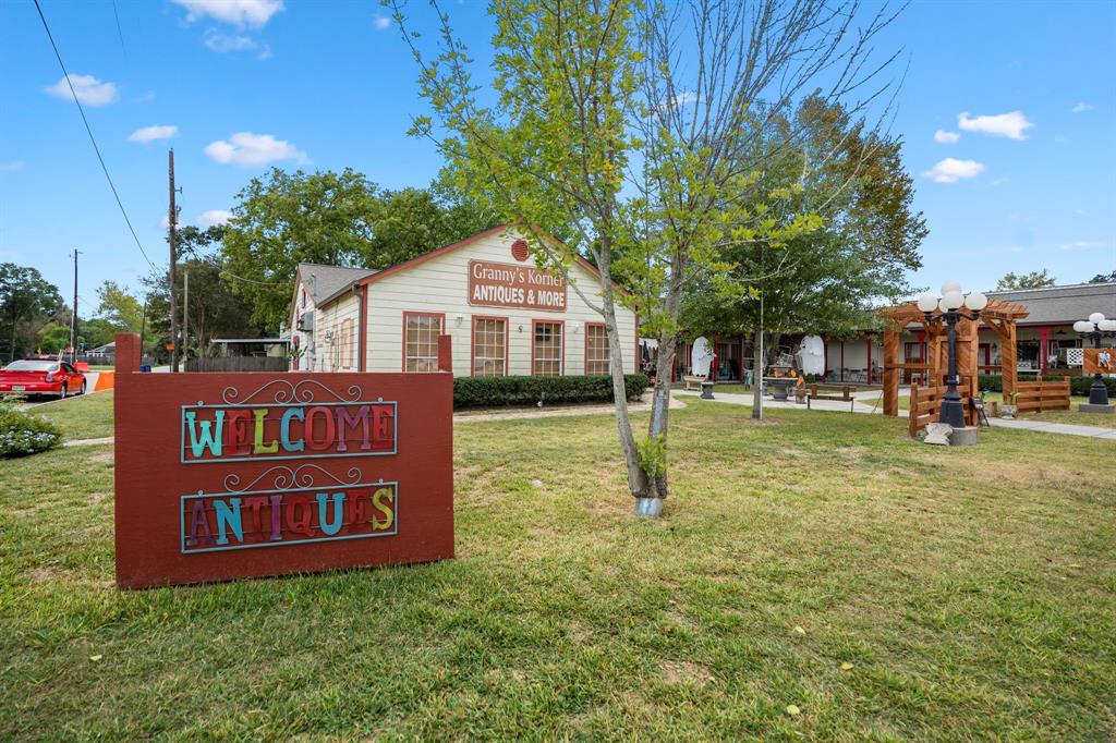 00 Holiday Street, Tomball, Texas image 14