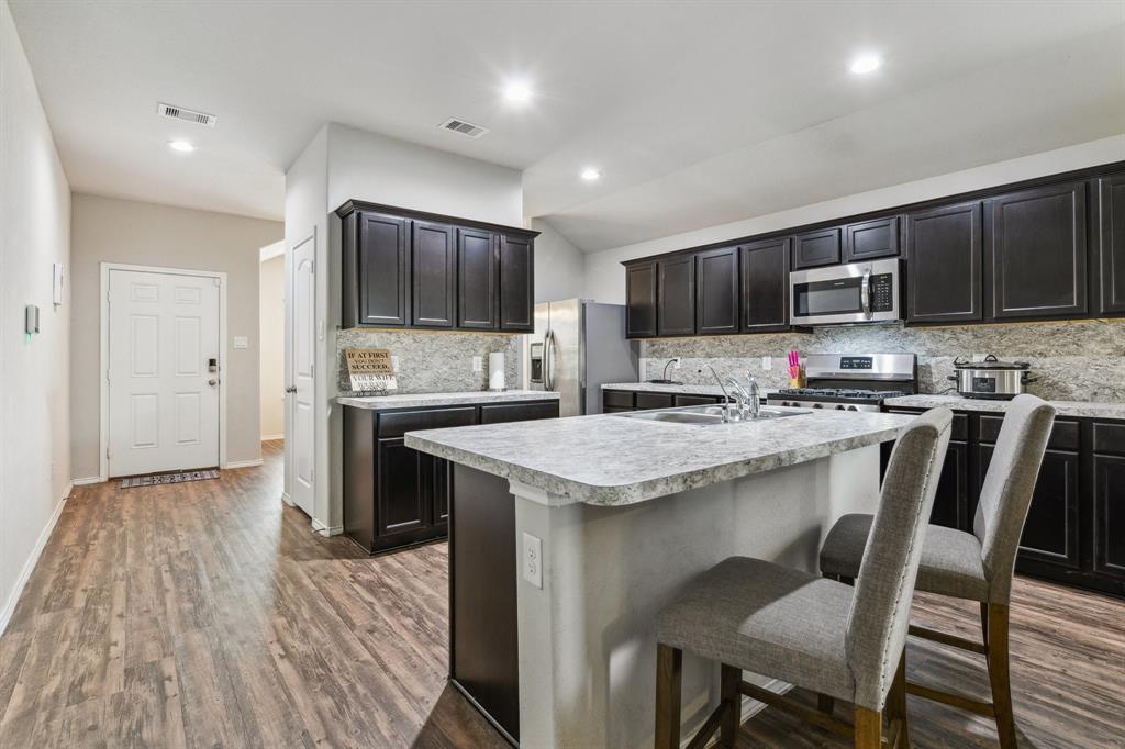 6011 Diantha Street, Katy, Texas image 3