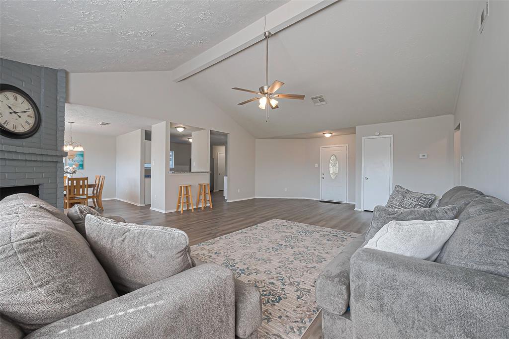 2710 Hazy Creek Drive, Houston, Texas image 1