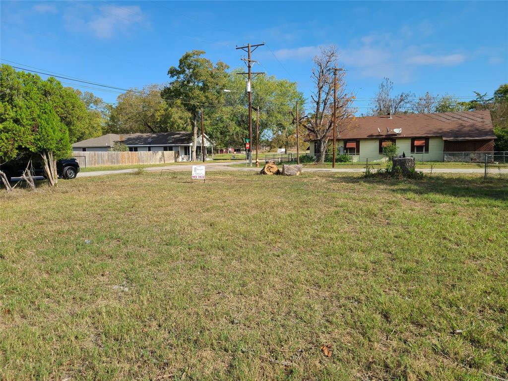 499 Avenue C, Somerville, Texas image 1