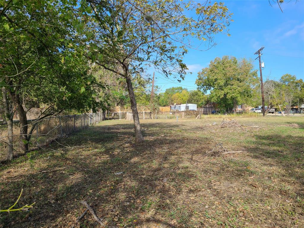 499 Avenue C, Somerville, Texas image 3