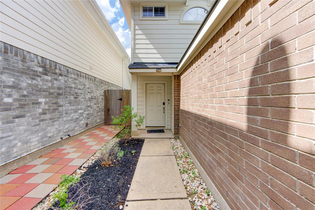 19334 Strathmore Place Lane, Katy, Texas image 3