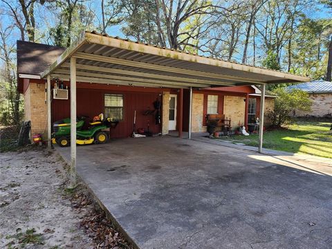 A home in Conroe