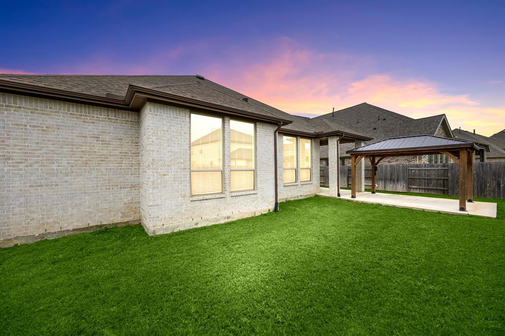 7514 Blue Finch Lane, Katy, Texas image 21