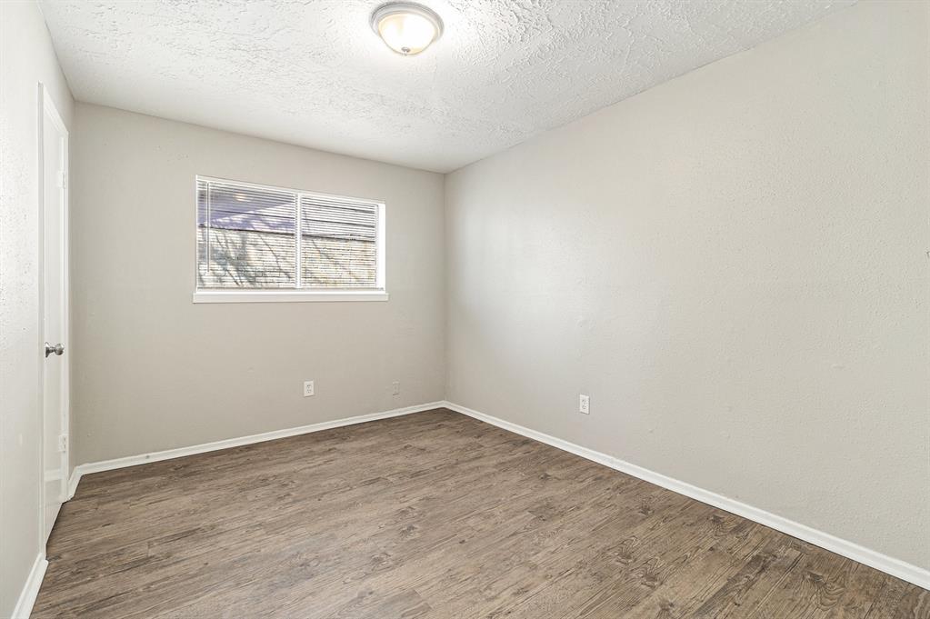 4915 Beechaven Street, Houston, Texas image 14