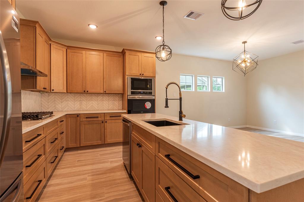 14606 W 6th Street, Santa Fe, Texas image 12