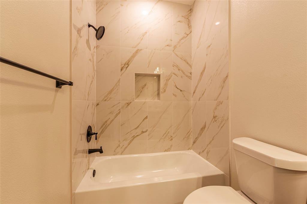 14606 W 6th Street, Santa Fe, Texas image 28