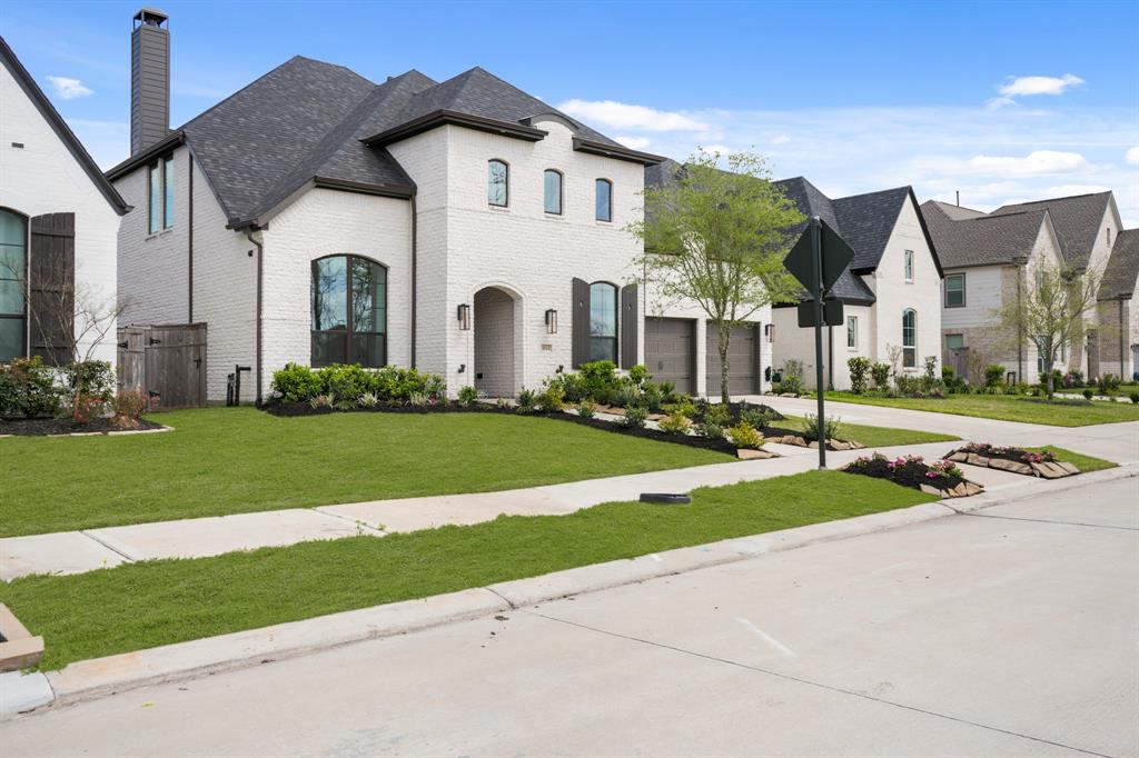 1814 Pleasant Grove Drive, Missouri City, Texas image 3