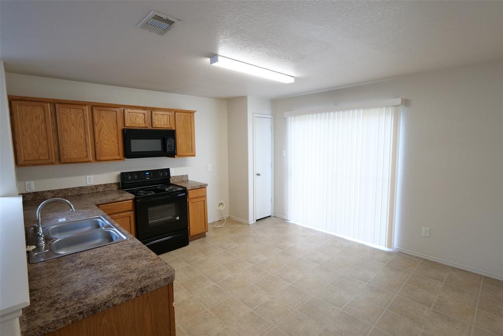 19018 Broken Lance Lane, Cypress, Texas image 6