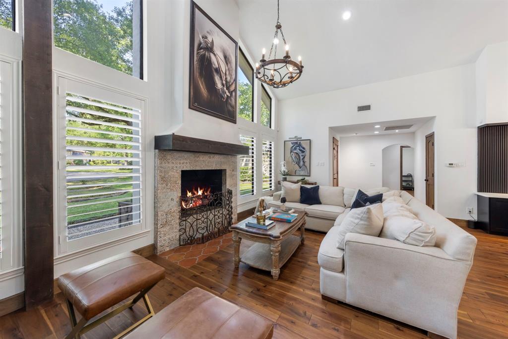 2705 Crossvine Circle, The Woodlands, Texas image 7