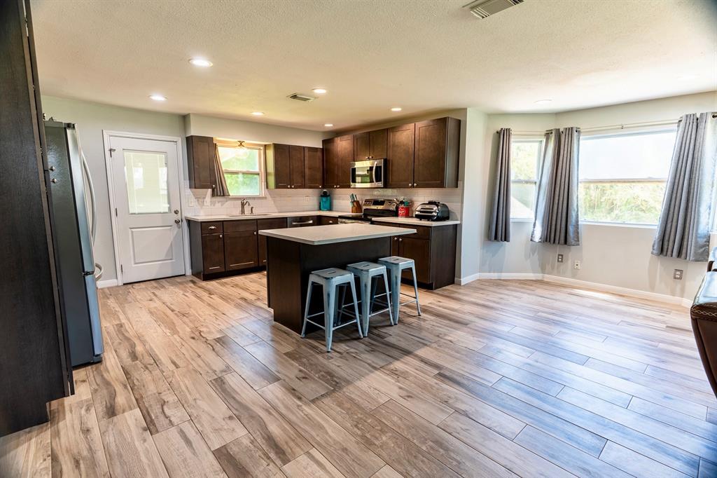 2822 Piper Road, Pearland, Texas image 16