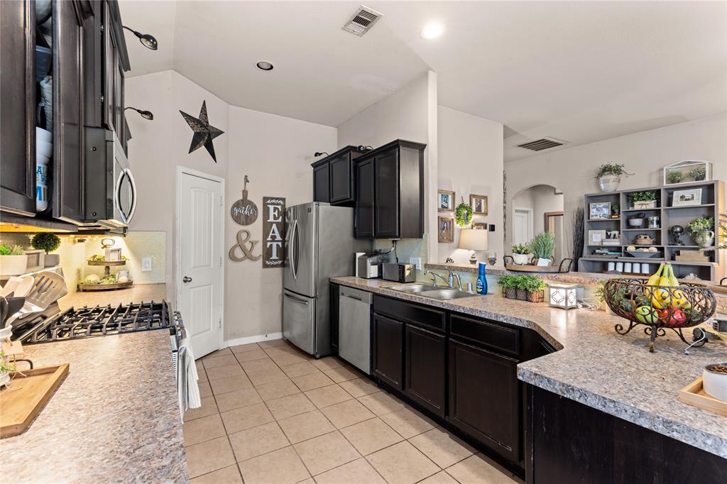 22590 Stillwater Valley Lane, Porter, Texas image 7